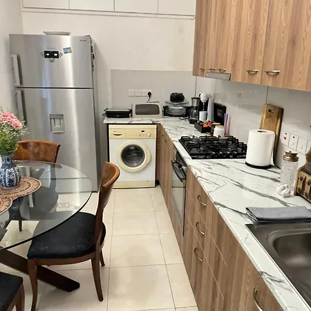 ισόγειο για ενοικίαση Appartement Limassol